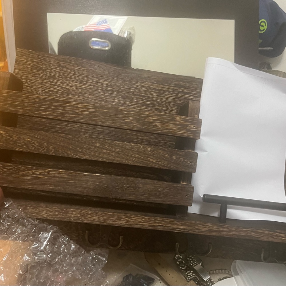 Brand new mail and key wrack